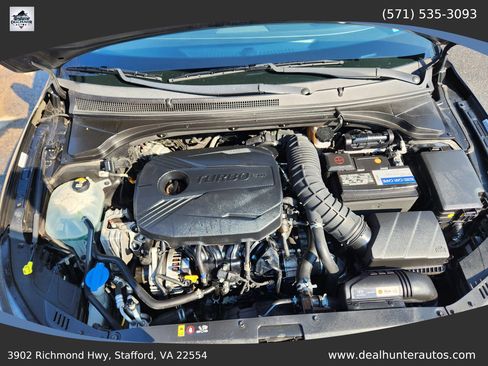 Used 2020 Hyundai Veloster Turbo FWD image 35
