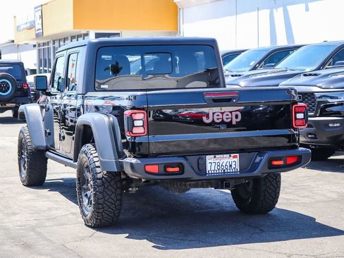 Used 2023 Jeep Gladiator Mojave w/ LED Lighting Group AWD/4WD image 6