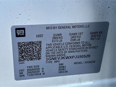 Used 2023 Chevrolet Traverse RS w/ LPO, 'HIT The Road' Package image 41