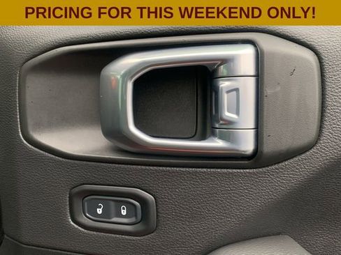 Certified 2021 Jeep Gladiator Mojave image 36