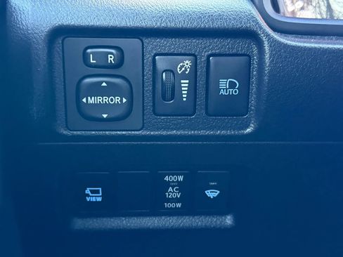 Used 2022 Toyota 4Runner Limited image 29