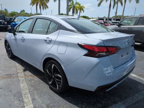 Used 2023 Nissan Versa SR w/ Trunk Package FWD image 4