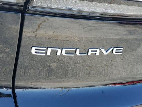 Used 2025 Buick Enclave Avenir FWD image 5