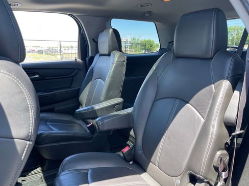 Used 2015 GMC Acadia SLT w/ Open Road Package FWD image 41