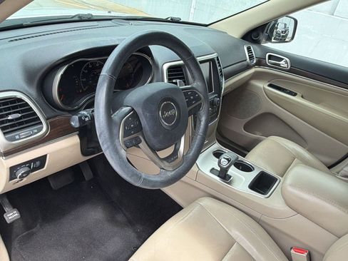 Used 2014 Jeep Grand Cherokee Limited RWD image 4