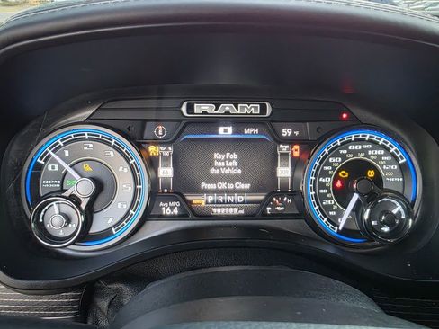 Used 2019 RAM 1500 Limited w/ Advanced Safety Group image 17