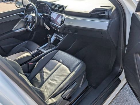 Used 2020 Audi Q3 2.0T Premium image 14