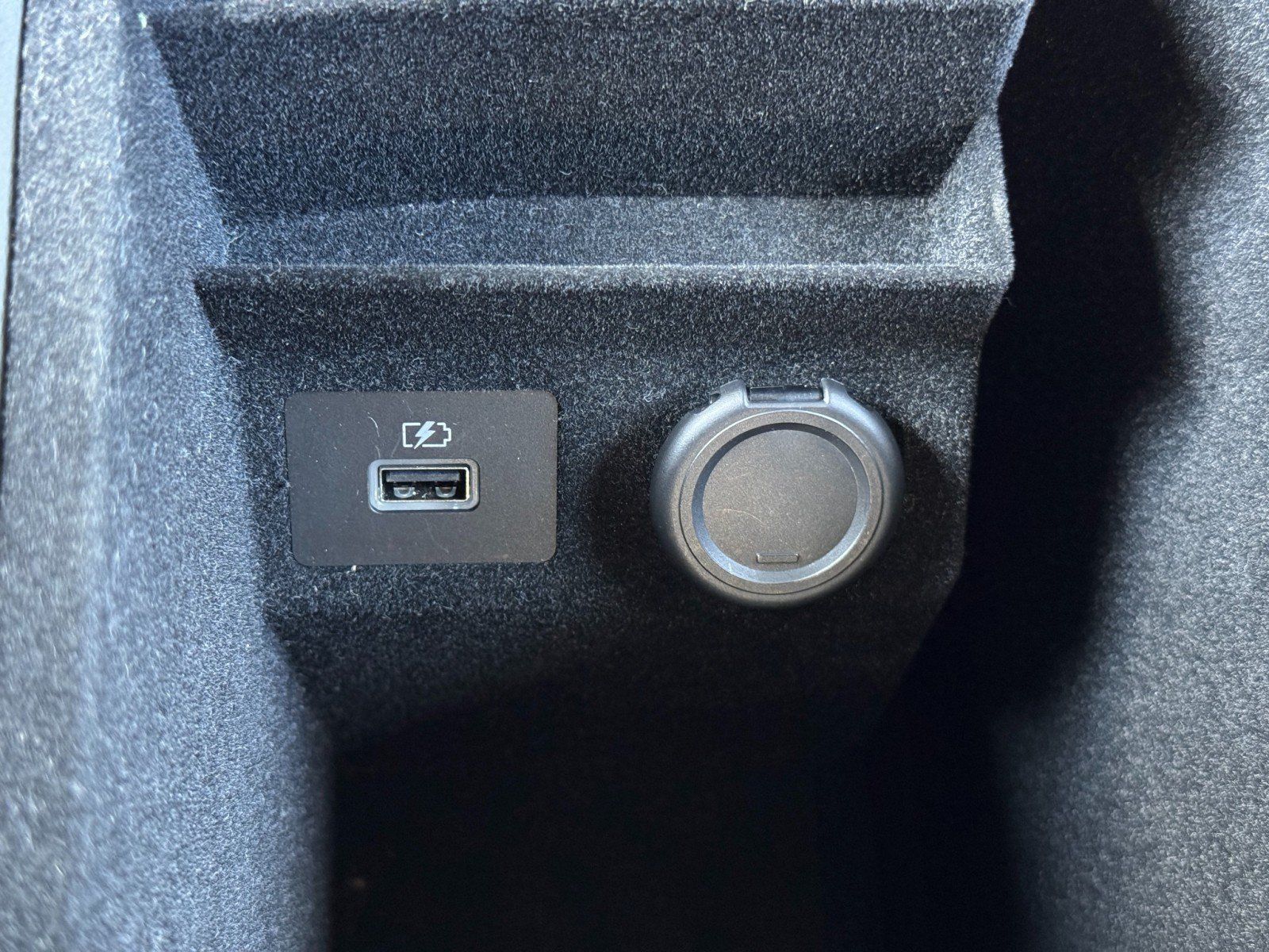 Used 2022 INFINITI QX60 Luxe w/ Performance Audio Package FWD image 32