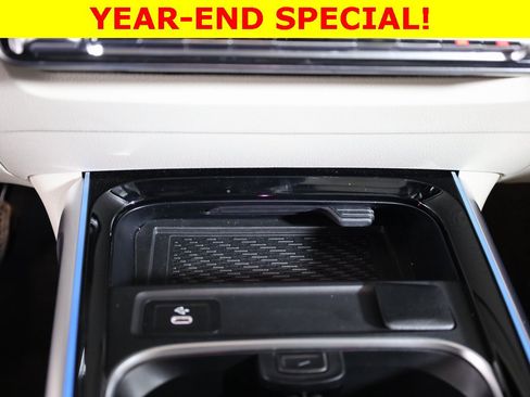 Certified 2025 Mercedes-Benz GLB 250 4MATIC image 18