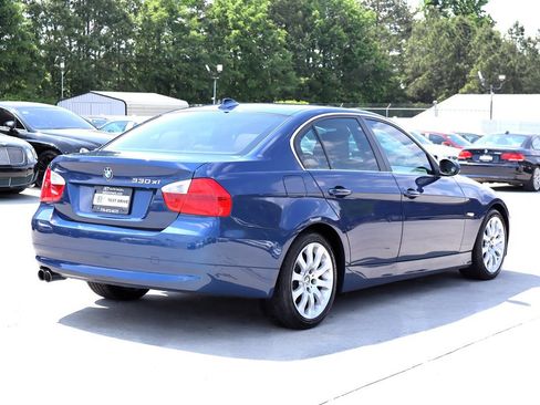 Used 2006 BMW 330xi Sedan AWD/4WD image 7