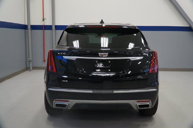 Used 2021 Cadillac XT5 Premium Luxury AWD/4WD image 5