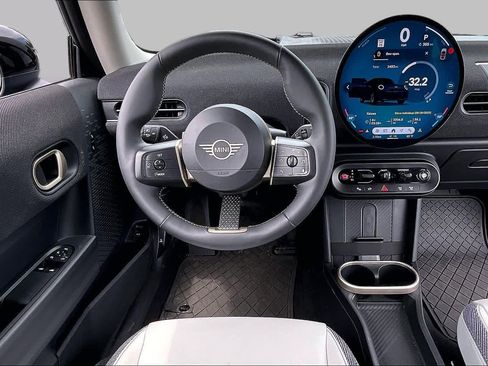 Used 2025 MINI Cooper S FWD image 5