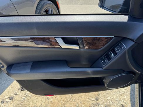 Used 2013 Mercedes-Benz C 300 4MATIC Sedan image 13