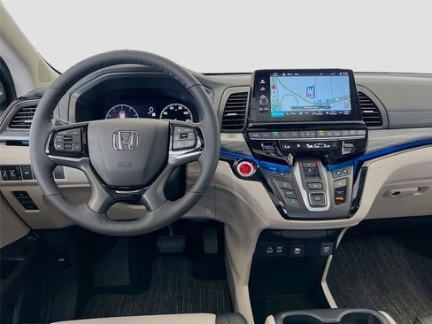New 2026 Honda Odyssey Elite image 2