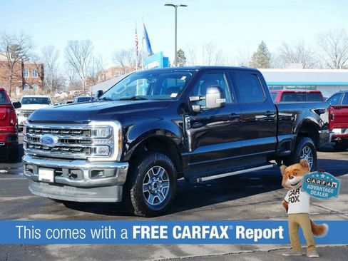 Used 2023 Ford F250 Lariat image 2