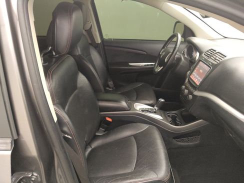 Used 2018 Dodge Journey GT w/ Driver Convenience Group FWD image 21