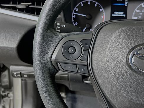 Used 2024 Toyota Corolla LE FWD image 19