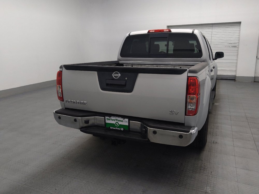Used 2015 Nissan Frontier SV w/ SV Value Truck Package RWD image 7