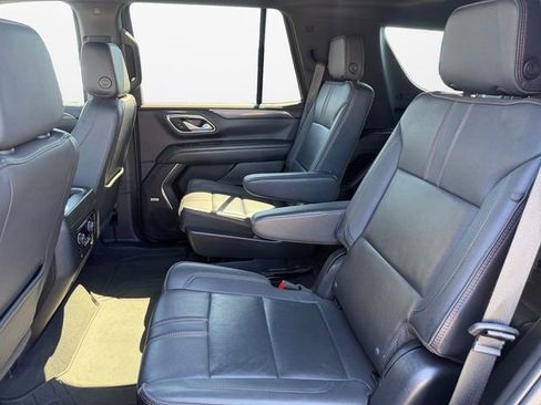 Used 2022 Chevrolet Tahoe RST w/ Sport Performance Package AWD/4WD image 13
