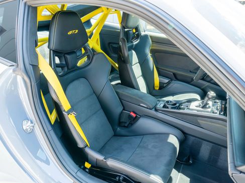 Used 2023 Porsche 911 GT3 RWD image 13