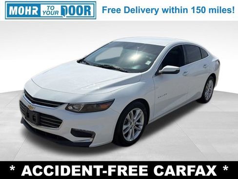 Used 2018 Chevrolet Malibu LT FWD image 1