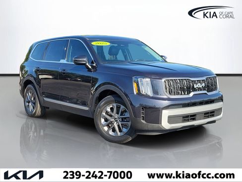 Certified 2025 Kia Telluride LX FWD image 1