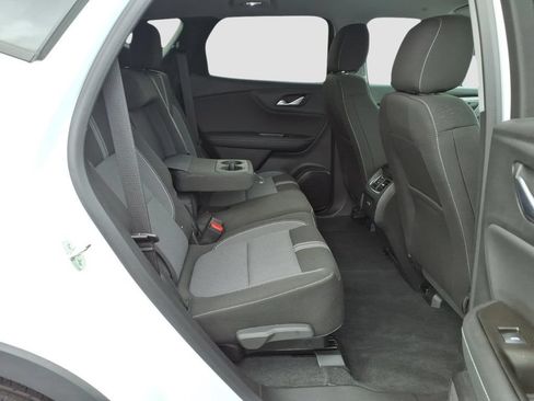 Used 2024 Chevrolet Blazer LT w/ Convenience Package FWD image 12