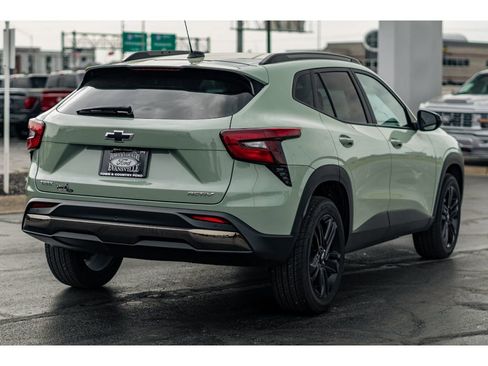 Used 2025 Chevrolet Trax ACTIV w/ Driver Confidence Package image 4