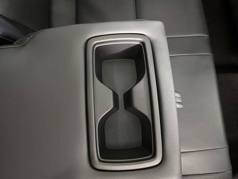 Used 2026 Toyota RAV4 Limited AWD/4WD image 17