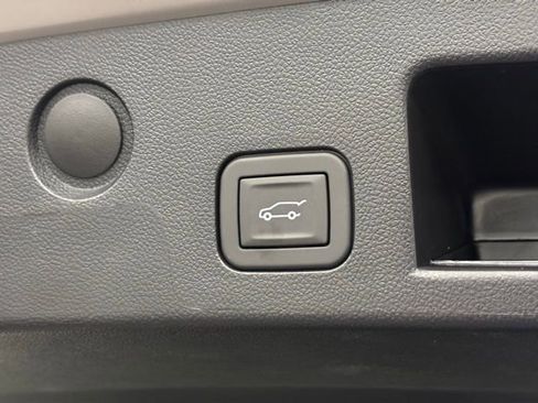 New 2026 GMC Terrain Elevation w/ Elevation Premium Package image 11