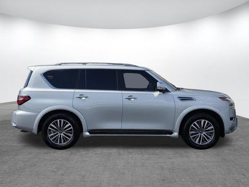 Used 2021 Nissan Armada SL w/ Captain's Chairs Package RWD image 3