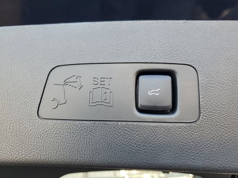 New 2026 Lincoln Corsair Premiere image 30