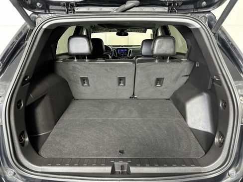 Used 2023 Chevrolet Equinox Premier FWD image 25