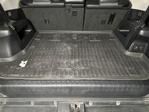 Used 2018 Toyota 4Runner SR5 Premium image 21