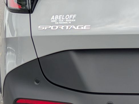 New 2026 Kia Sportage EX w/ EX Panorama Roof Package image 24