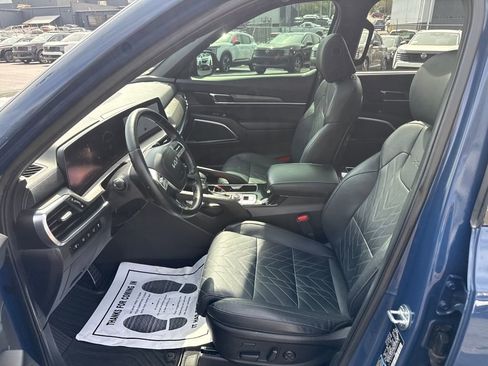 Used 2024 Kia Telluride SX X-Line AWD/4WD image 9