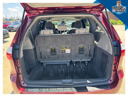 Used 2018 Toyota Sienna LE AWD/4WD image 30