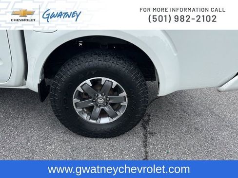 Used 2014 Nissan Frontier Desert Runner RWD image 10