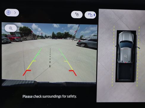 New 2025 Ford F350 Lariat w/ Black Appearance Package image 19