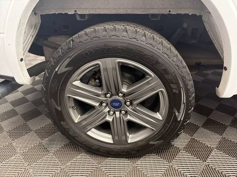 Used 2020 Ford F150 XLT w/ Equipment Group 302A Luxury AWD/4WD image 48