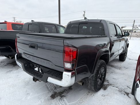 Used 2023 Toyota Tacoma SR5 image 7