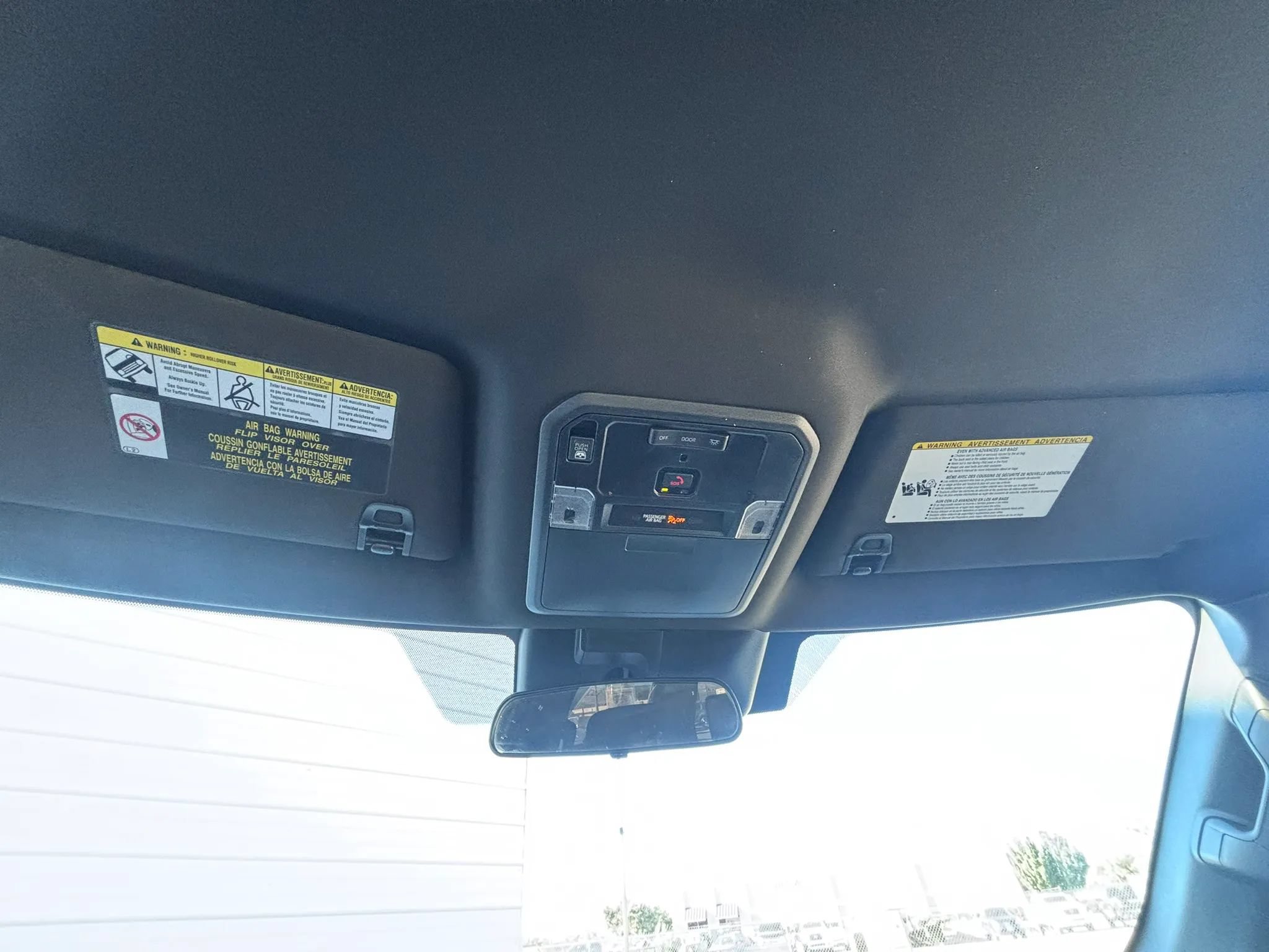 Used 2025 Toyota Tundra SR AWD/4WD image 24