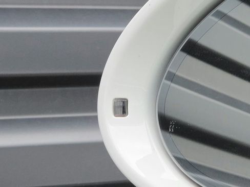 Certified 2026 Porsche Macan AWD/4WD image 30