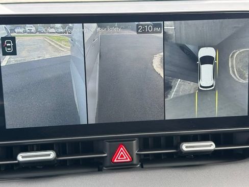Used 2025 Hyundai Ioniq 5 Limited AWD/4WD image 29