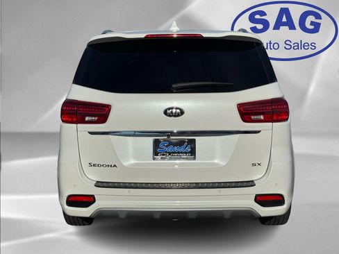 Used 2019 Kia Sedona SX image 5