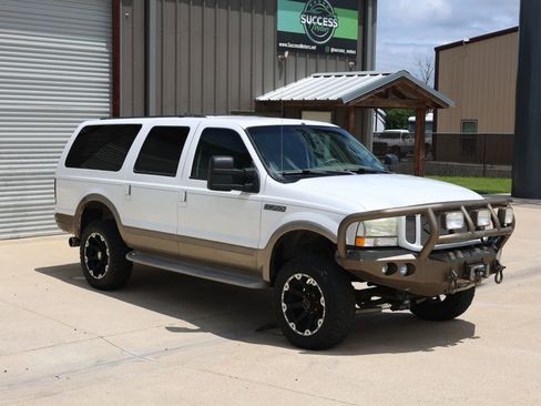 Used 2004 Ford Excursion Eddie Bauer AWD/4WD image 12