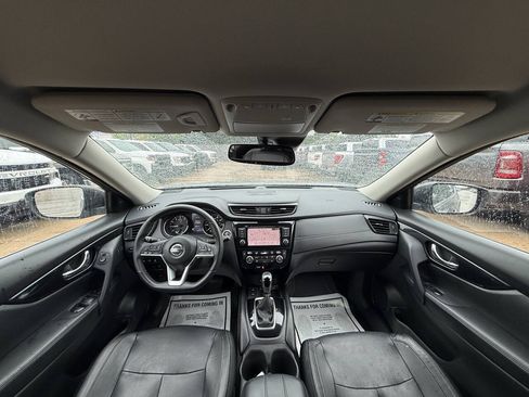 Used 2019 Nissan Rogue SL FWD image 18