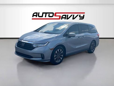 Used 2023 Honda Odyssey EX-L image 3
