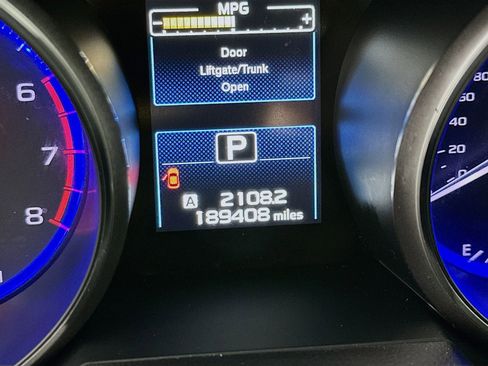 Used 2015 Subaru Outback 2.5i Premium AWD/4WD image 12