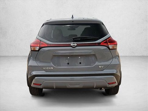 Used 2023 Nissan Kicks SV FWD image 13